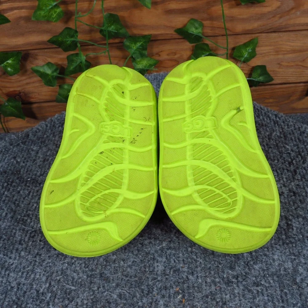 UGG Sport Yeah‎ EVA Girl Sandal Size T6 Summer Water Resistant Key Lime Green